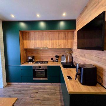 Продаж 2 кімнатної квартири на Барському шосе