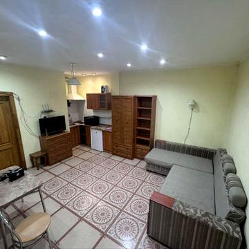 Аренда уютной 1к квартиры-студии в центре, ул. Александра Конисского