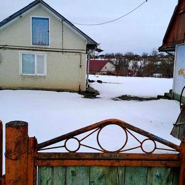 Продам будинок з усіма комунікаціями