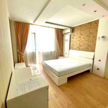 Здається 2-кімнатна квартира на вул. Єлизавети Чавдар,1