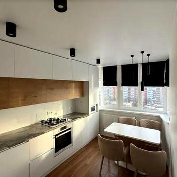 Продаж 1к квартири 46 кв. м на просп. Злуки