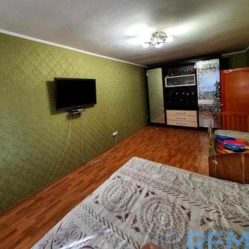 Часть дома   со своим  двориком на Заставе