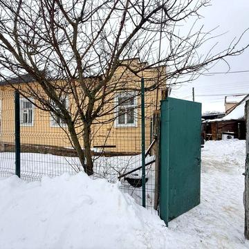 Здам окремий будинок. Баси