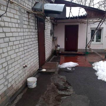 Продам частину будинку район Люцини