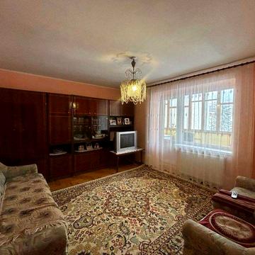 Продаю 3к квартиру  м.Яремче біля центральної дороги