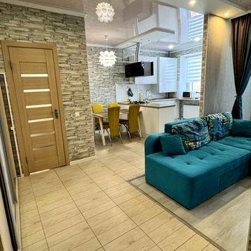 Сдам квартиру с ремонтом