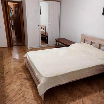 Оренда квартири в Галицькому районі. З ремонтом.