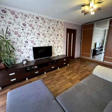 Продам 2к квартиру Новые дома метро Армейская Московский проспект