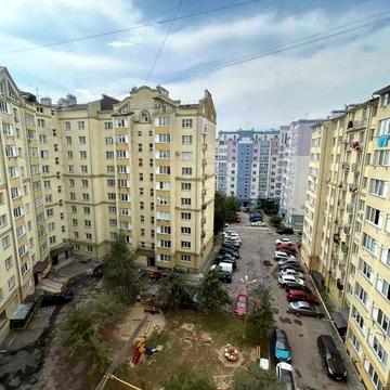 Продаж НАЙДЕШЕВШОЇ 2 кім.квартири в чудовому,розвиненому районі міста!