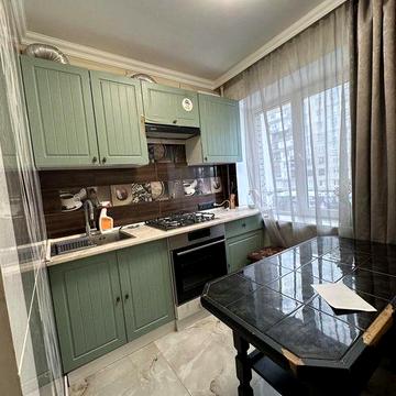 Здам в оренду 2кімнатну квартиру в центрі м.Шептицький.