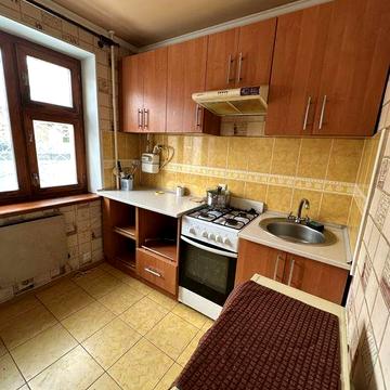 Здам 2 кімнатну квартиру центр