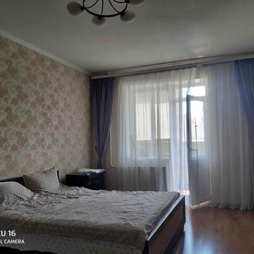 (3-14)Квартира в кирпичном доме на Сахарова