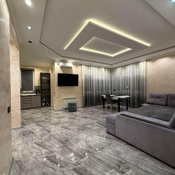 Оренда просторої 4-кімнатної квартир