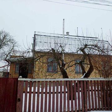 Продається 2-поверховий цегляний будинок м. Тараща