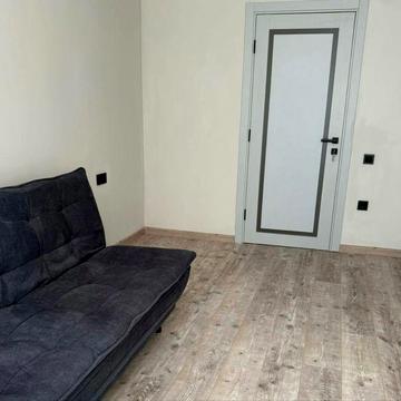 Продаж 2 к квартири по вул . Собранецькій