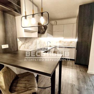 Оренда кухня студія +спальня  квартири ЖК Парк Арена