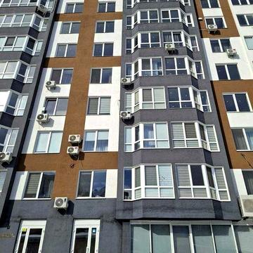 2-кімнатна квартира з паркомісцем в центрі