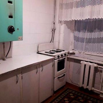 Здам 1к-ну квартиру на Безручка.