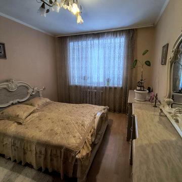 Двокімнатна з автономним опаленням