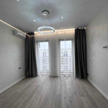 Продам однакімнатну квартиру в ЖК "Золоті стовпи" на Слобідці