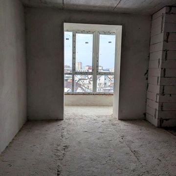 Готова до ремонту .район Озера