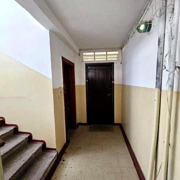 Продам 2 кім. квартиру на ж/м Червоний Камінь. Чешка 54 м², газ!