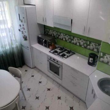 Продаж 3-кімнатної квартири на Леваді