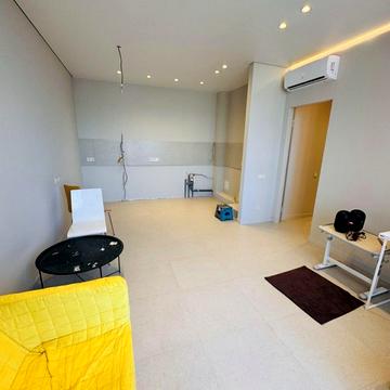 Академіка Філатова вул., 2/2