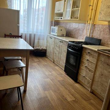 Оренда 3 кімн квартири Росвигово