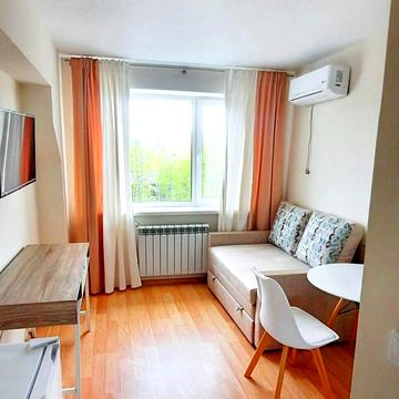 Машинобудівна вул., 41