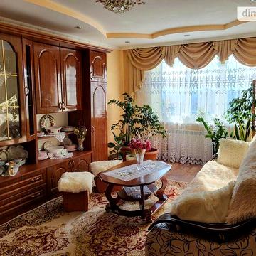 Продаж 3к Квартира Лучкая вулиця