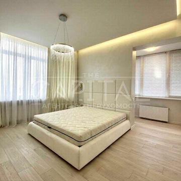 Продаж 4 кімнатної квартири 120 м2 ЖК Аристократ Київ