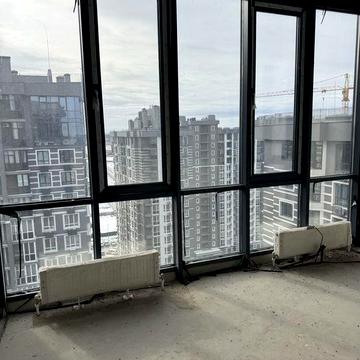 Продаж видової дворівневої квартири