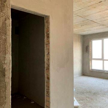 Двокімнатна квартира неподалік від озера