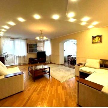 Оренда 3 кімнатної квартири Ковальський перевулок, 13 поруч метро