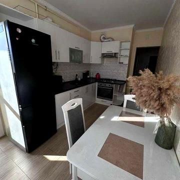 Оренда 2-х кімнатної квартири ближній центр Князя Святослава