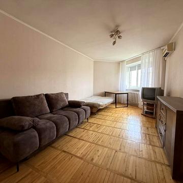 New!!! 1 ком. Тополь 1, Запорожское Шоссе 38 , Даффи, Подстанция