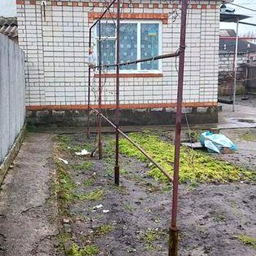 Продам полдома Диевка 2