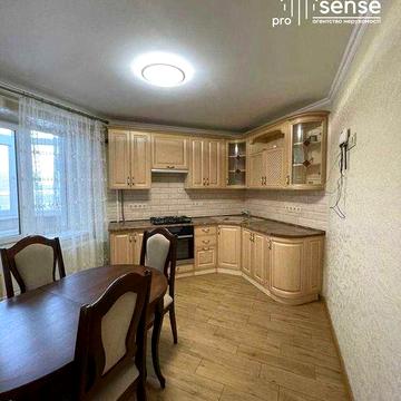 Оренда 3х кімнатної квартири в центрі міста!