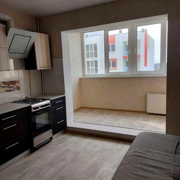 Бузова - продам 1 кімнатну квартиру з газом після ремонту  !