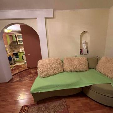 Продаж 1 к кв, метро Олексіівська