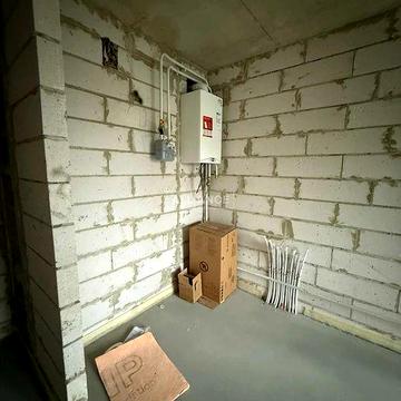 1кімнатна квартира неподалік центру.Газ.4поверх