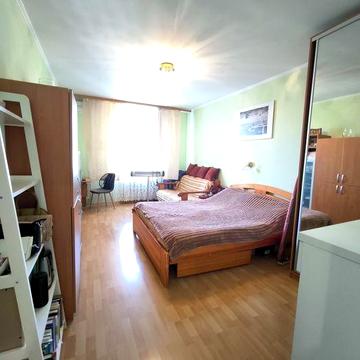 2-шка с ремонтом, 15 минут до центра города. Новый, кирпичный дом