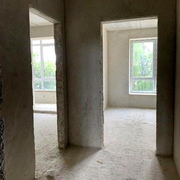 Продам однокімнатну квартиру.Можливе розтермінування