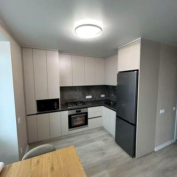 Оренда 1-ка, Центр, Павленківська