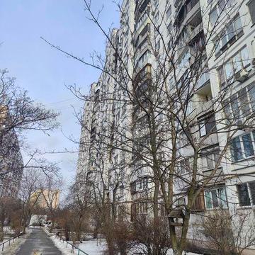 Здам 1 к квартиру біля метро Дарниця, недорого