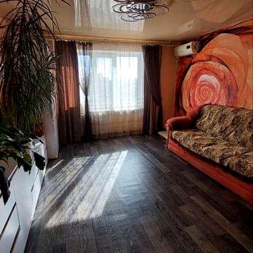 Продам двокімнатну квартиру на Молодіжному. Сертифікат