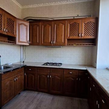 3 комнатная сталинка с ремонтом, Металлургический район