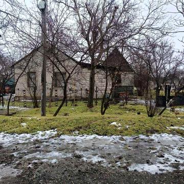 Будинок  с. Золота Поляна.