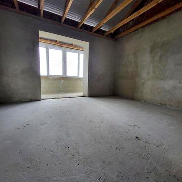 3кім квартира мансардного типу